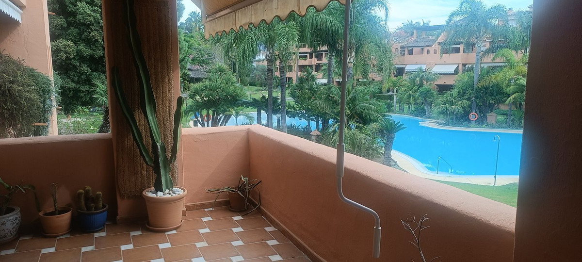 Appartement te koop in Guadalmina Baja | 2 slaapkamers H5511469