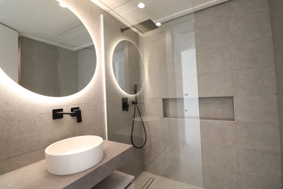 Appartement te koop in Urbanización El Raso | 2 slaapkamers H5232736