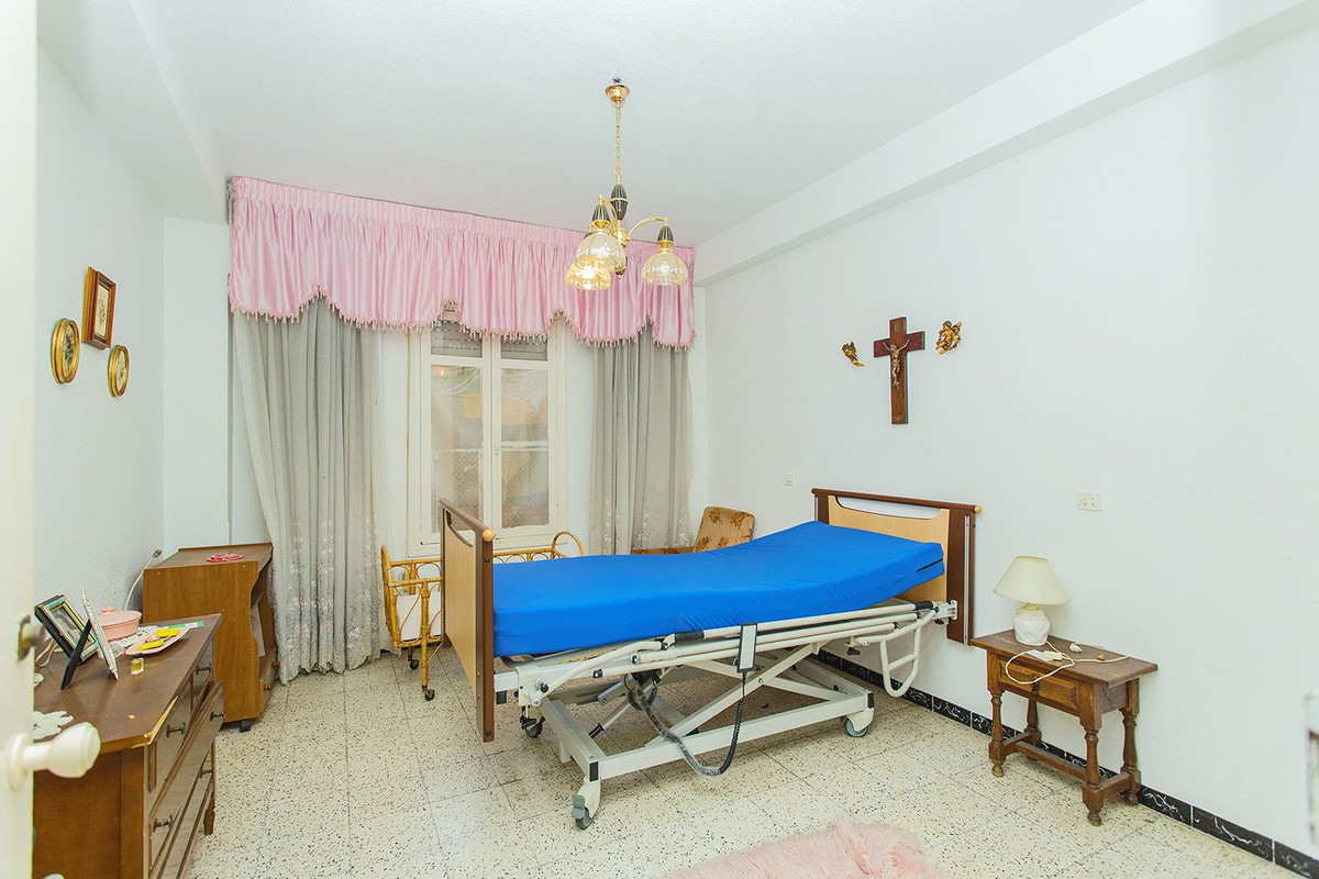 Appartement te koop in Guardamar del Segura | 4 slaapkamers H5295373