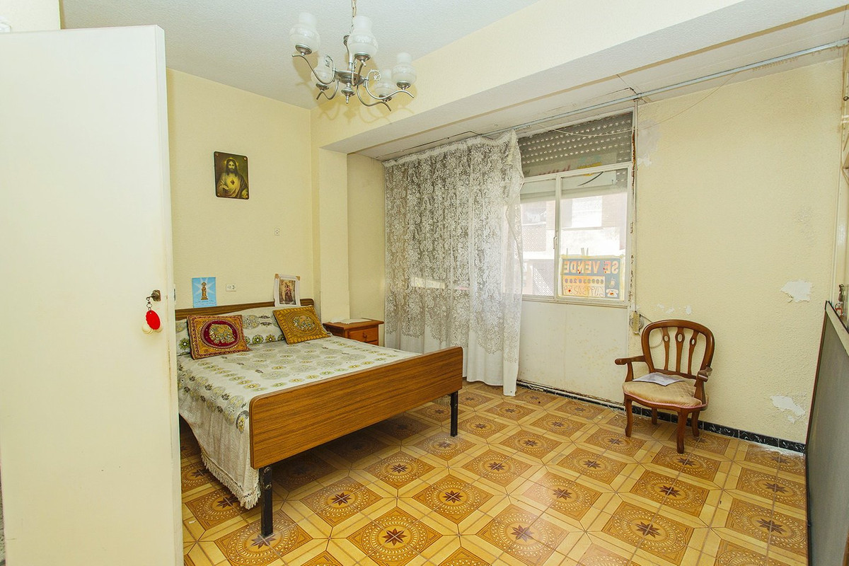 Appartement te koop in Guardamar del Segura | 4 slaapkamers H5295373