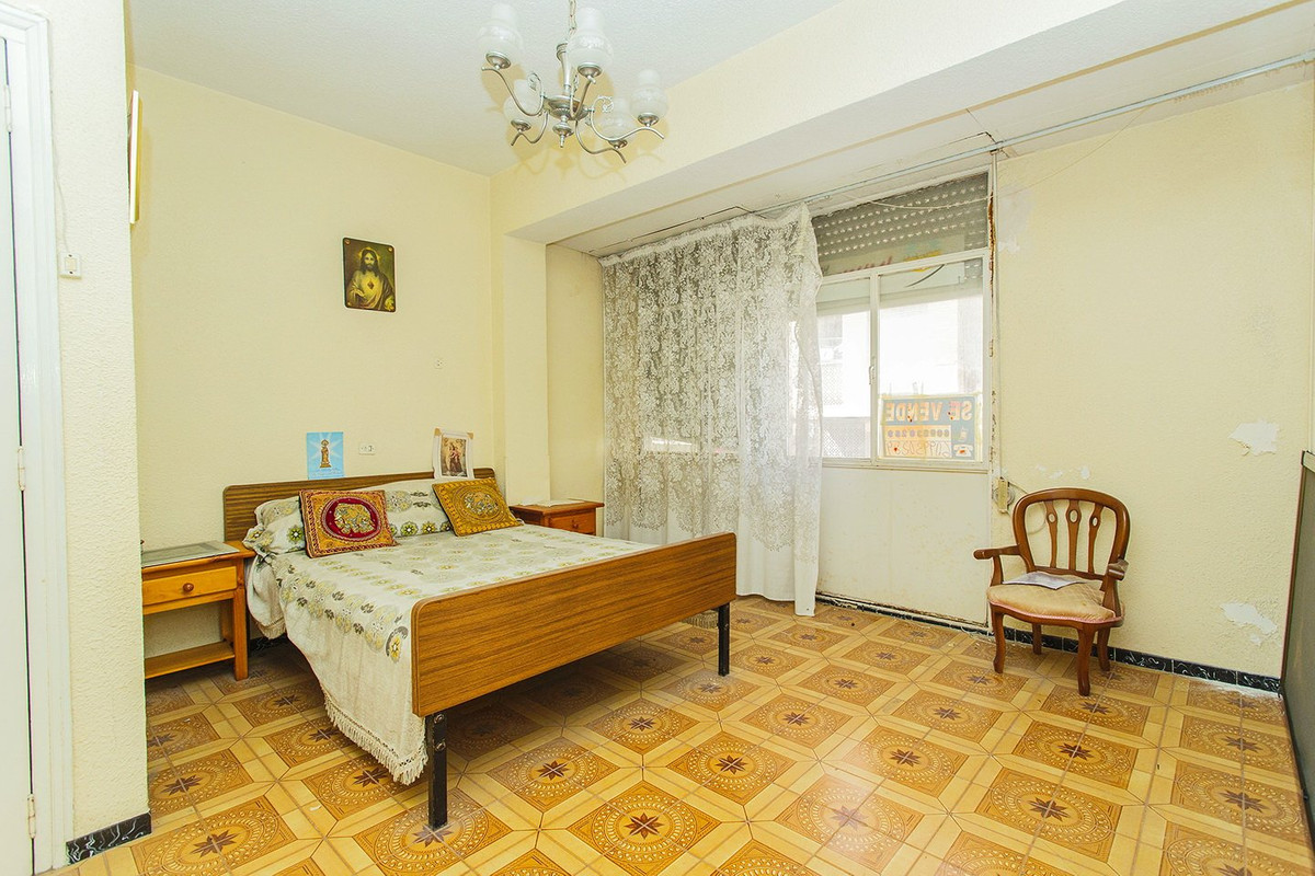 Appartement te koop in Guardamar del Segura | 4 slaapkamers H5295373