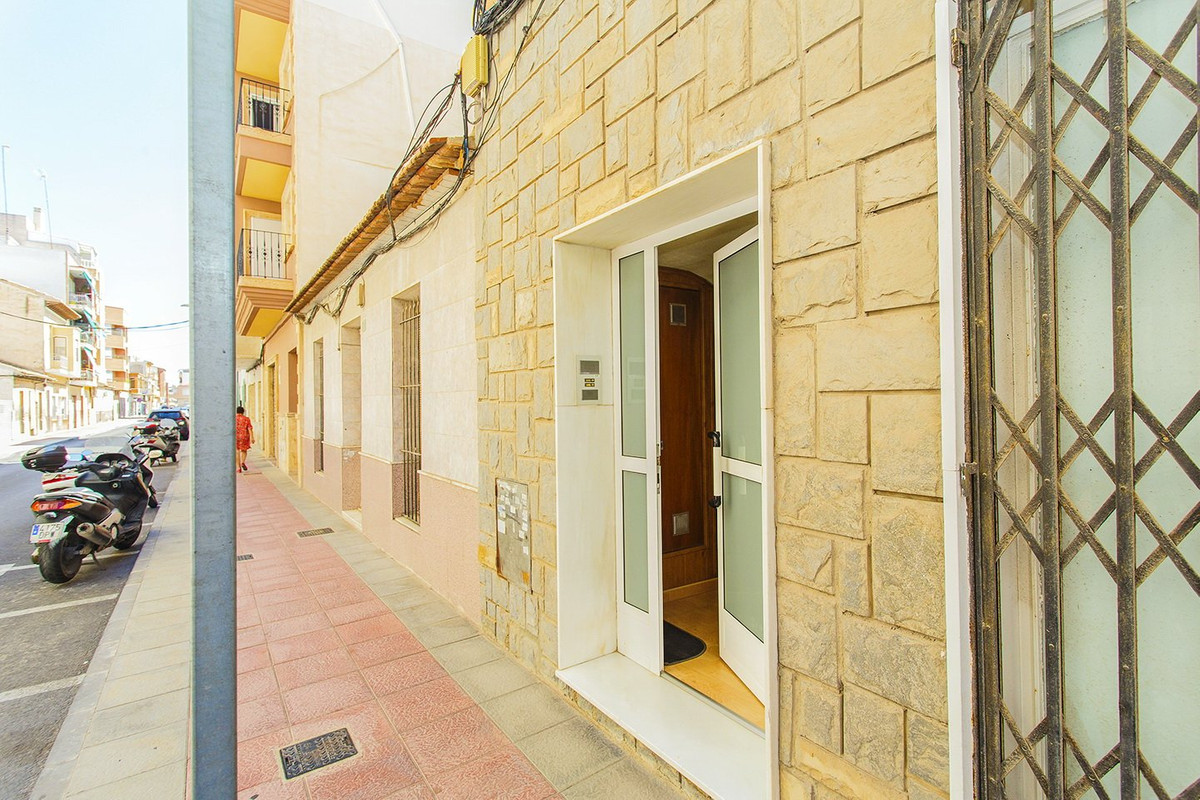 Appartement te koop in Guardamar del Segura | 4 slaapkamers H5295373