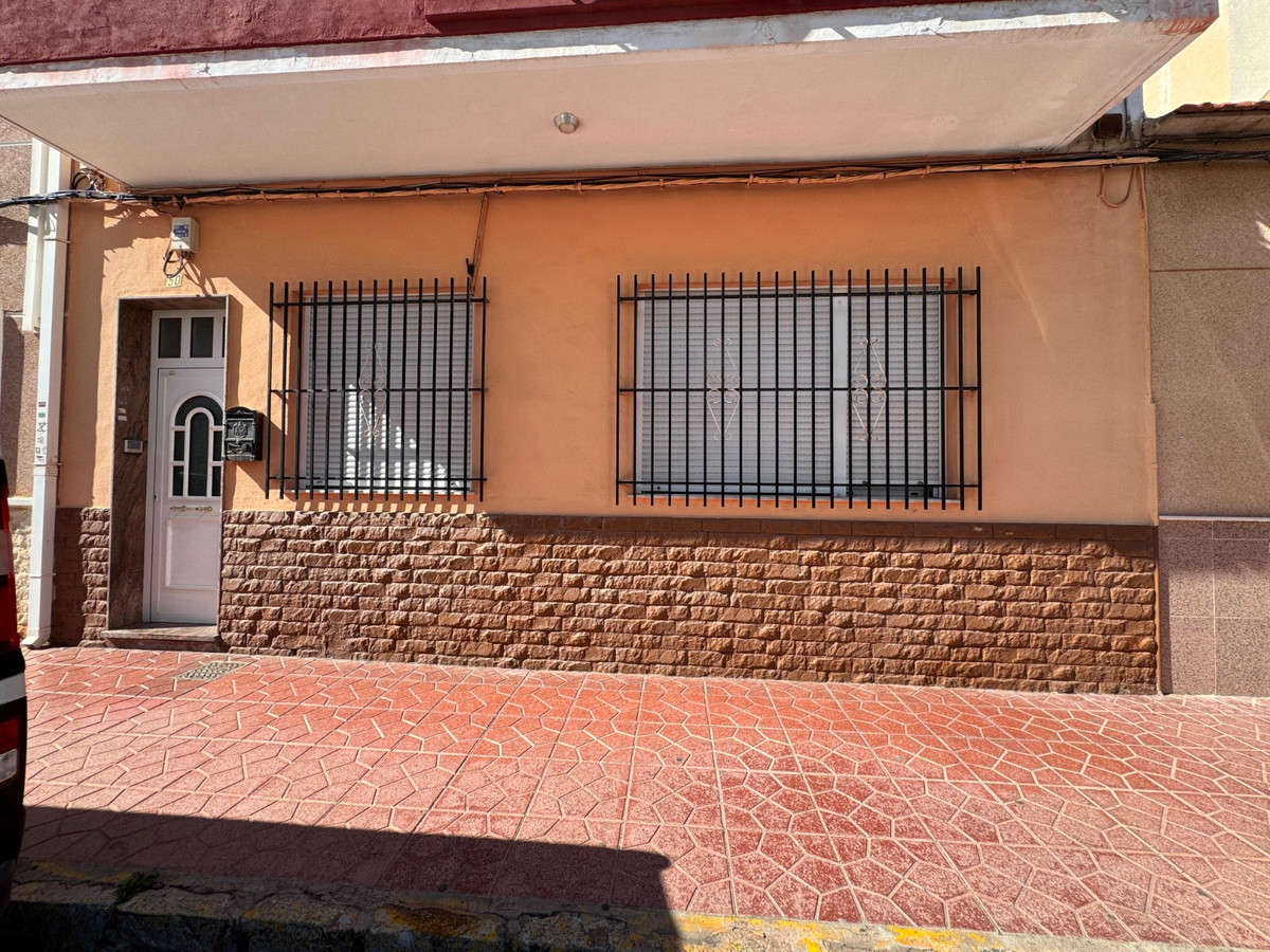 Appartement te koop in Guardamar del Segura | 4 slaapkamers H5316529