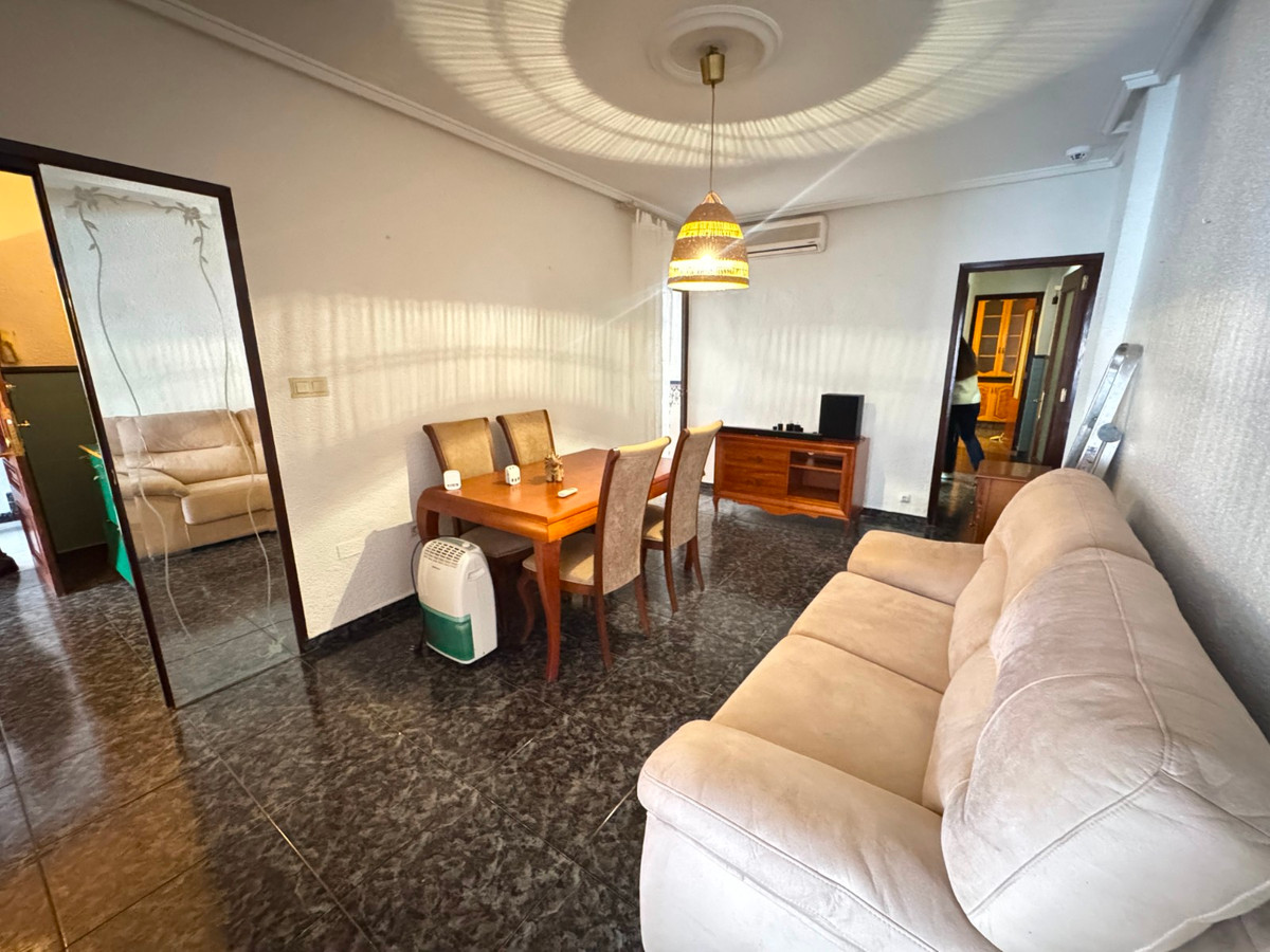 Appartement te koop in Guardamar del Segura | 4 slaapkamers H5316529