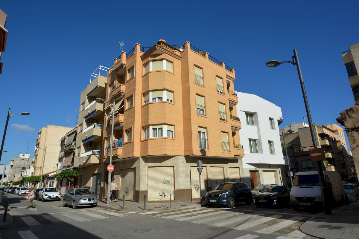 Appartement te koop in Guardamar del Segura | 2 slaapkamers H5364268