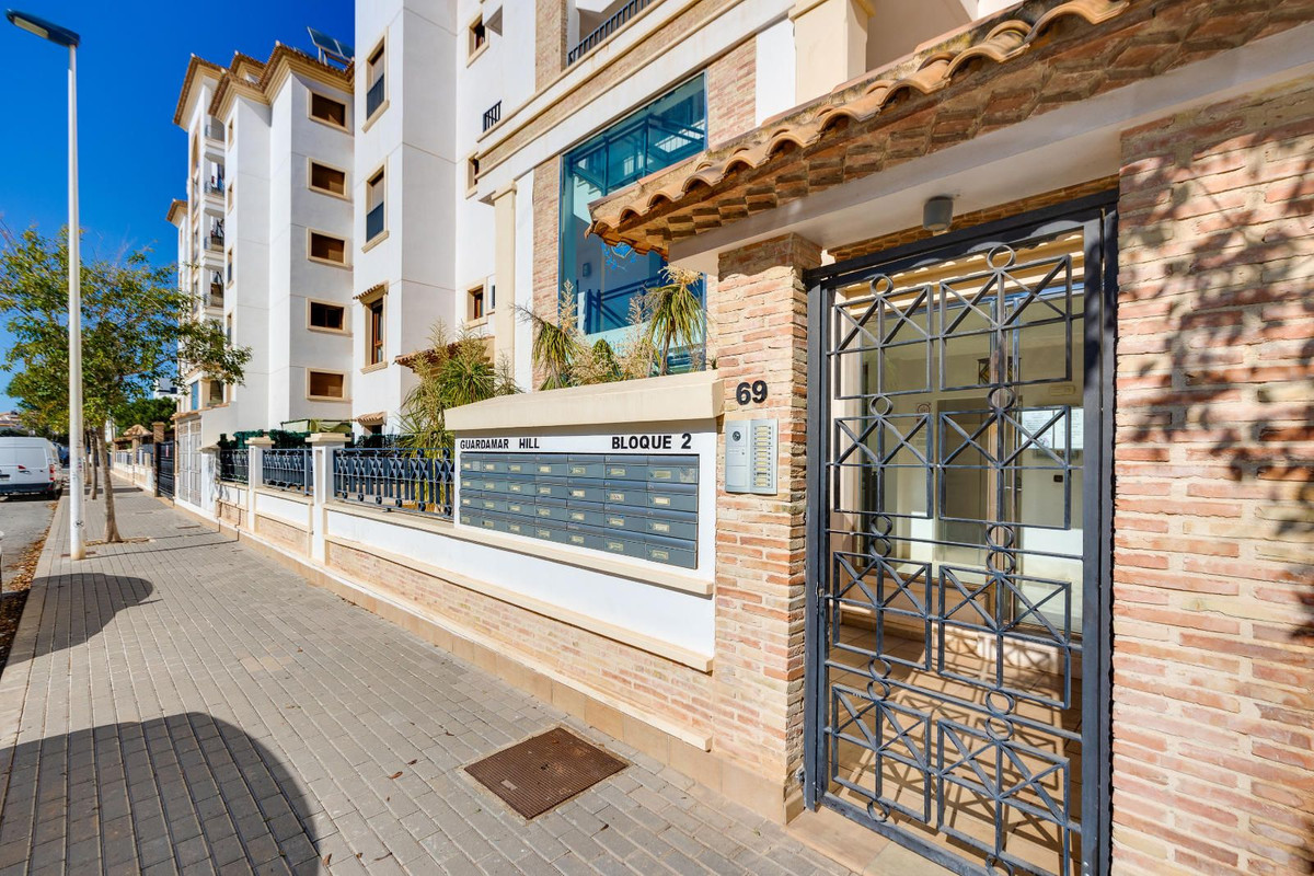 Appartement te koop in Guardamar del Segura | 2 slaapkamers H5380807