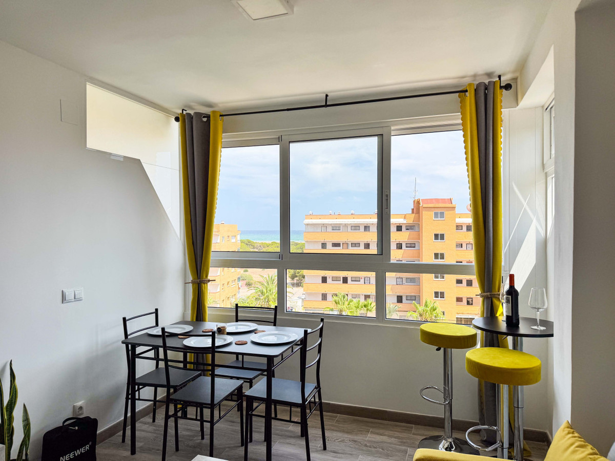 Appartement te koop in Guardamar del Segura | 2 slaapkamers H5397130