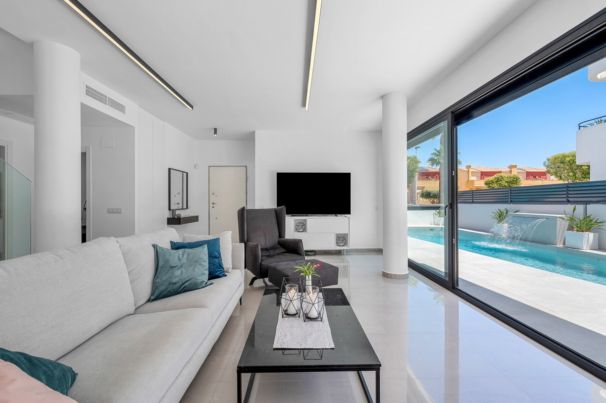 Appartement te koop in Guardamar del Segura | 4 slaapkamers H5455153