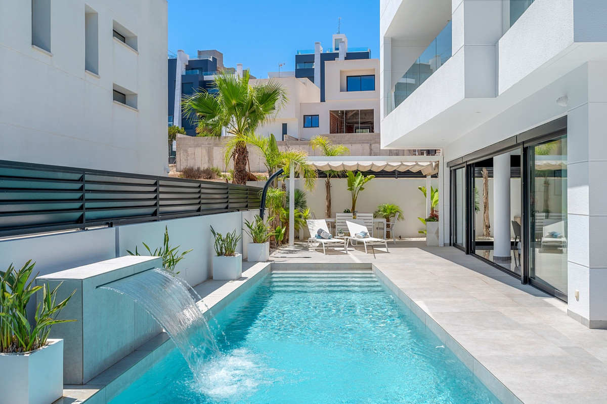 Appartement te koop in Guardamar del Segura | 4 slaapkamers H5455153