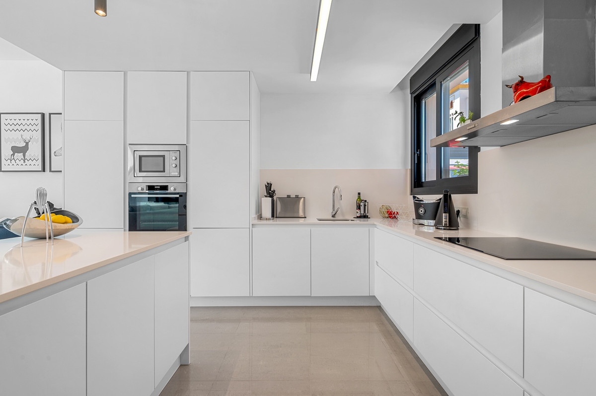 Appartement te koop in Guardamar del Segura | 4 slaapkamers H5455153