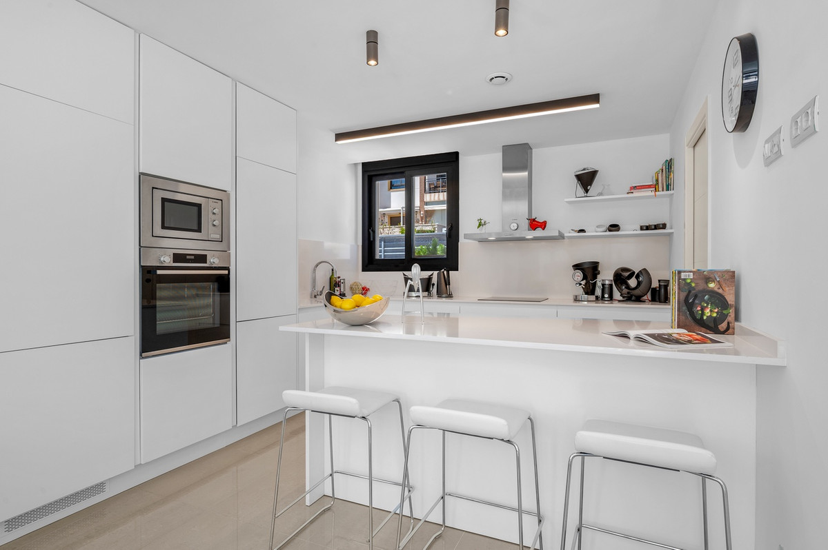 Appartement te koop in Guardamar del Segura | 4 slaapkamers H5455153