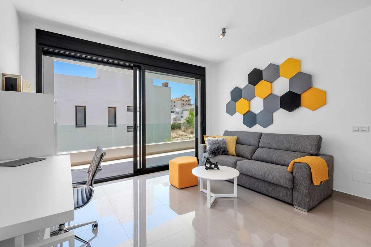 Appartement te koop in Guardamar del Segura | 4 slaapkamers H5455153