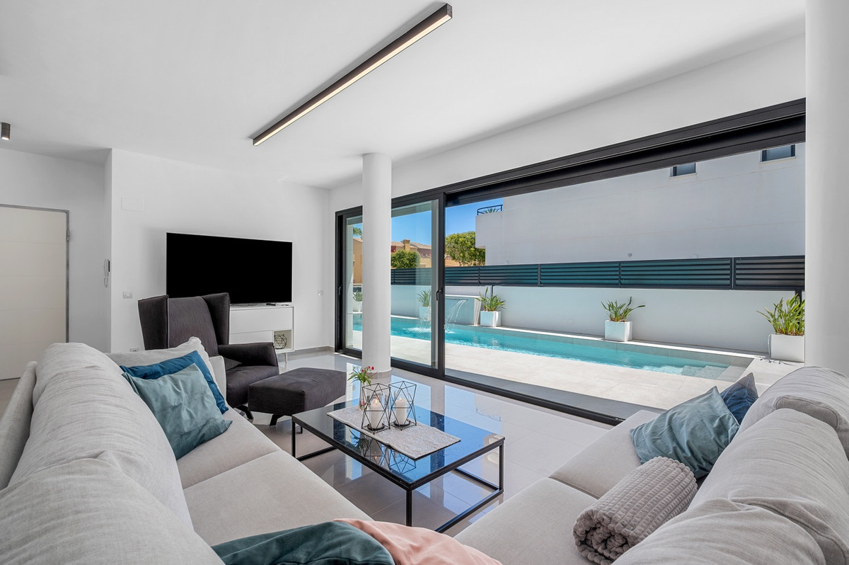 Appartement te koop in Guardamar del Segura | 4 slaapkamers H5455153