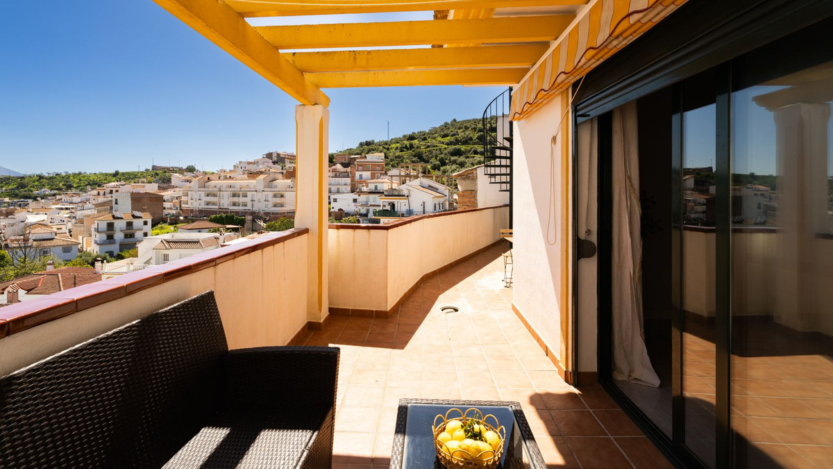 Penthouse in Guaro-19