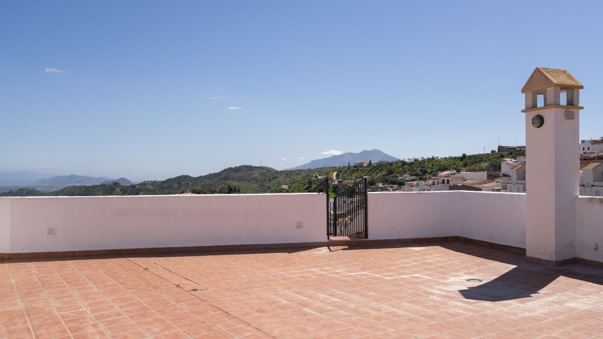 Penthouse in Guaro-22