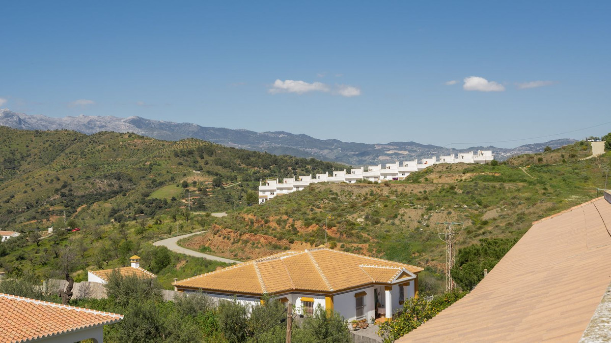 Penthouse in Guaro-23