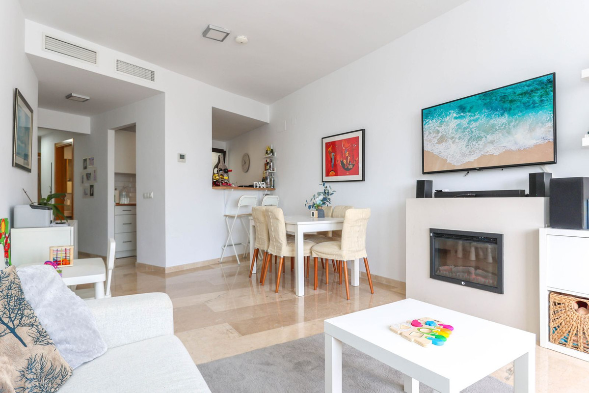 Appartement te koop in Guaro | 2 slaapkamers H5057464