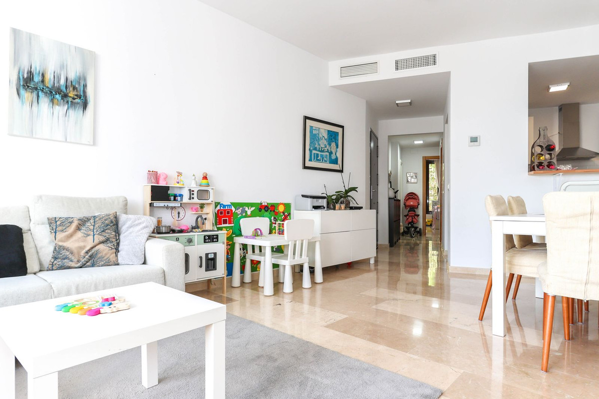 Appartement te koop in Guaro | 2 slaapkamers H5057464