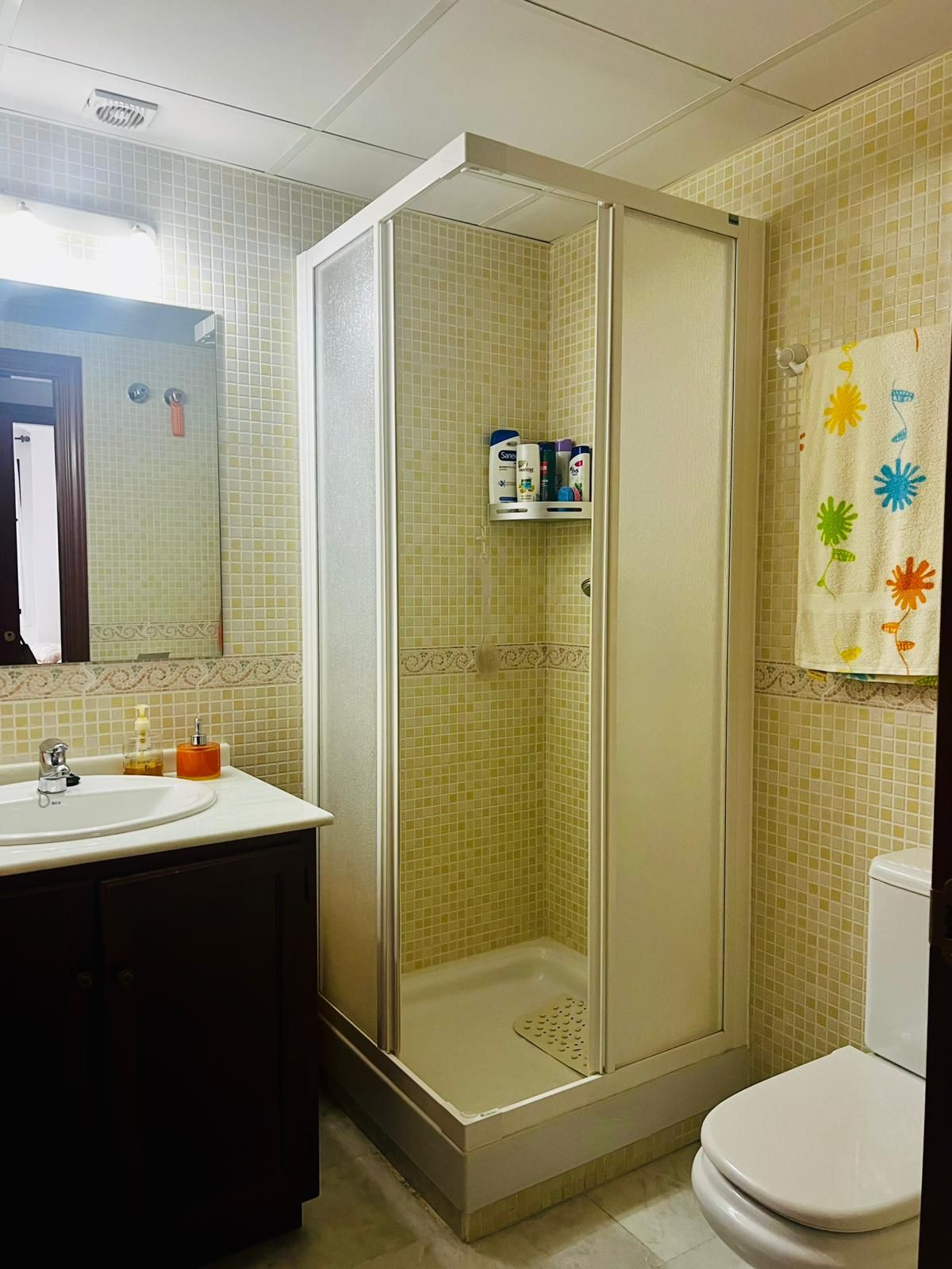 Appartement te koop in Guaro | 2 slaapkamers H5145976