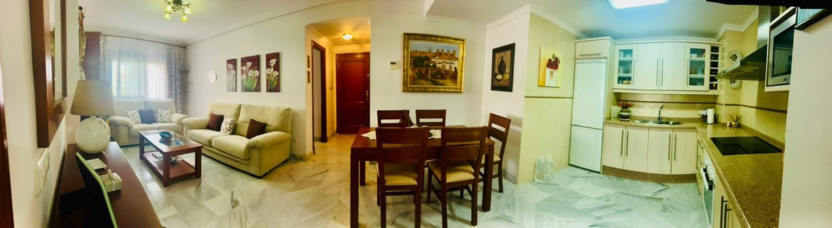 Appartement te koop in Guaro | 2 slaapkamers H5145976