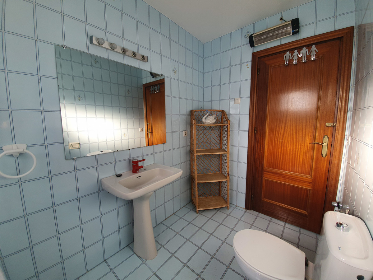 Vrijstaande Villa te koop in Guaro | 5 slaapkamers H5329663