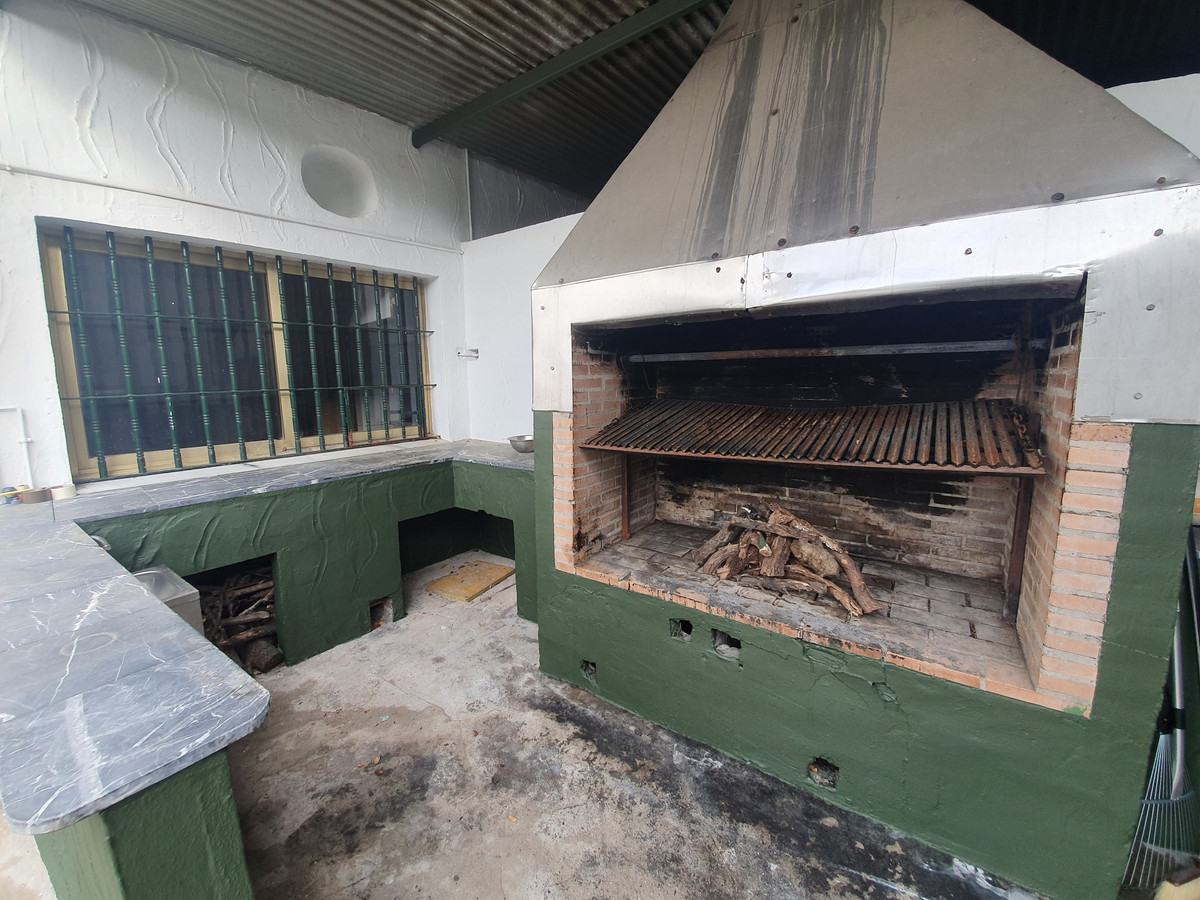 Vrijstaande Villa te koop in Guaro | 5 slaapkamers H5329663