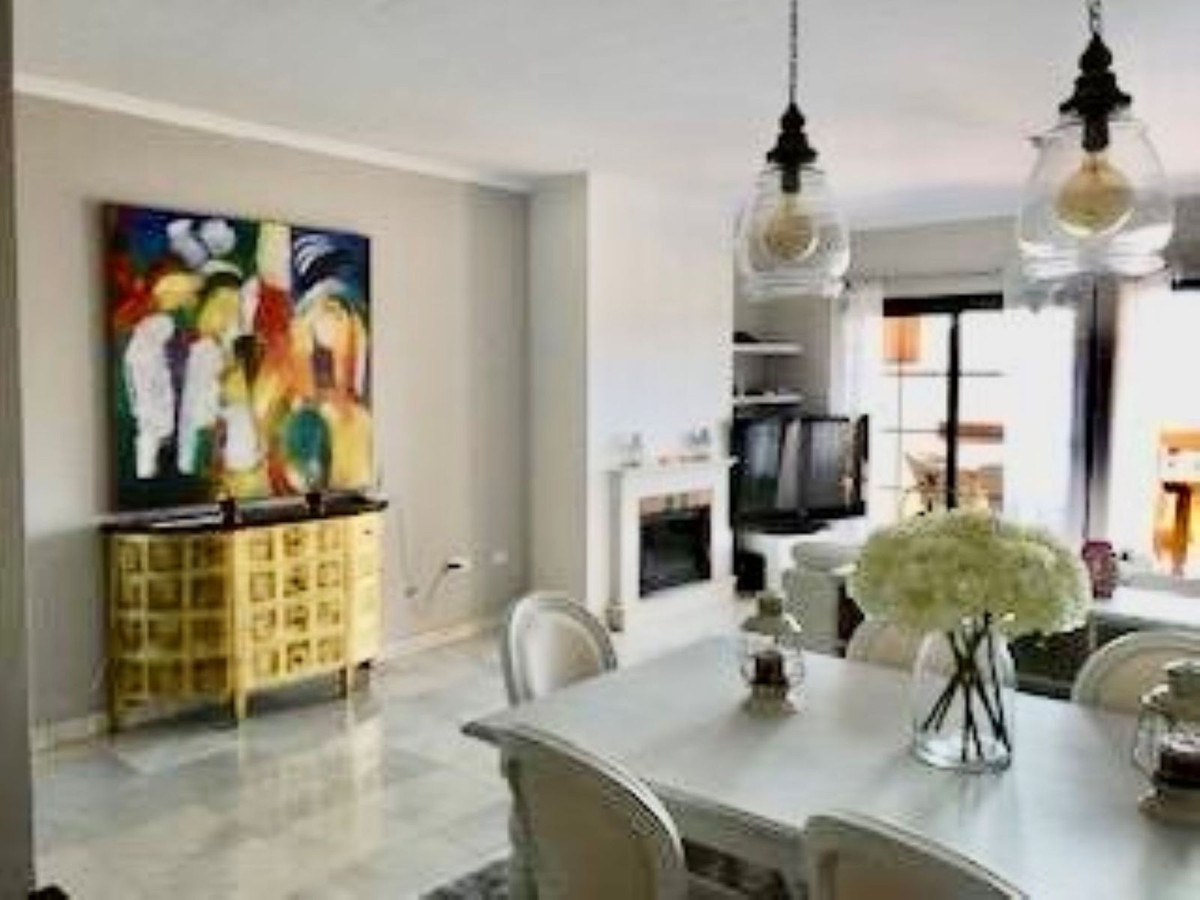 Tussenverdieping Appartement in Hacienda del Sol-11