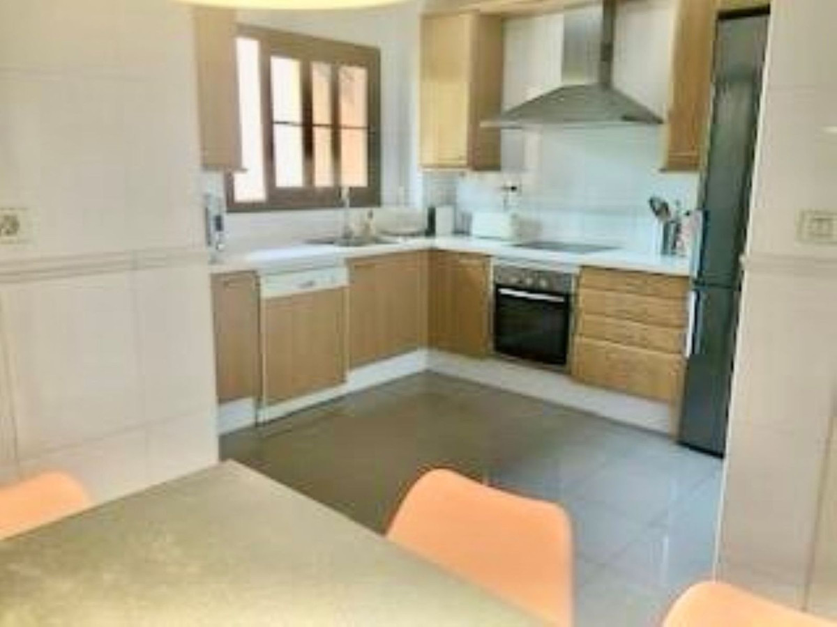 Tussenverdieping Appartement in Hacienda del Sol-16