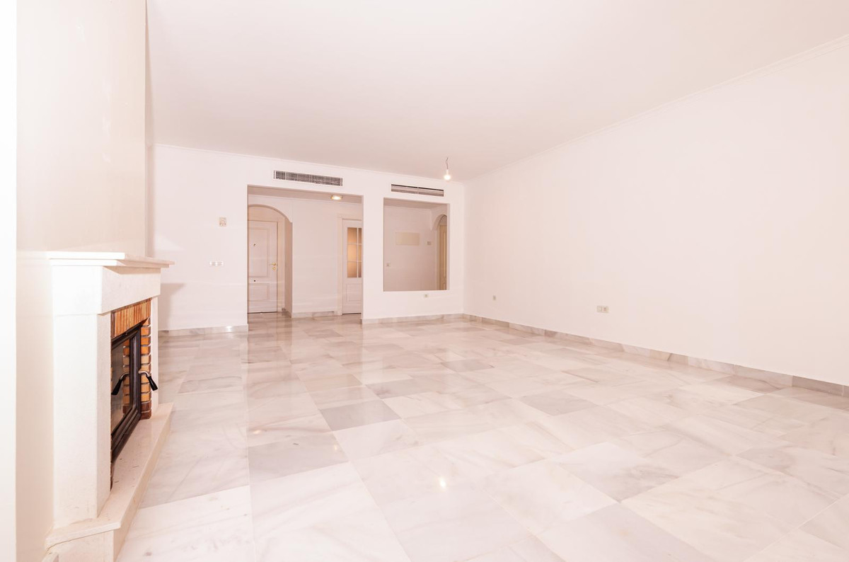 Appartement te koop in Hacienda del Sol | 4 slaapkamers H5234881