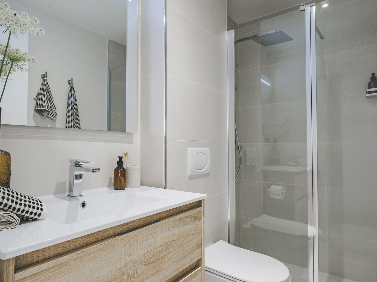 Appartement te koop in Higueron | 2 slaapkamers H5126155