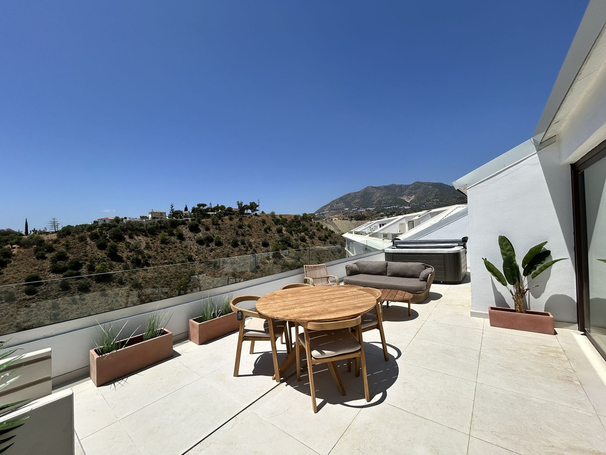 Penthouse te koop in Higueron | 2 slaapkamers H5128924
