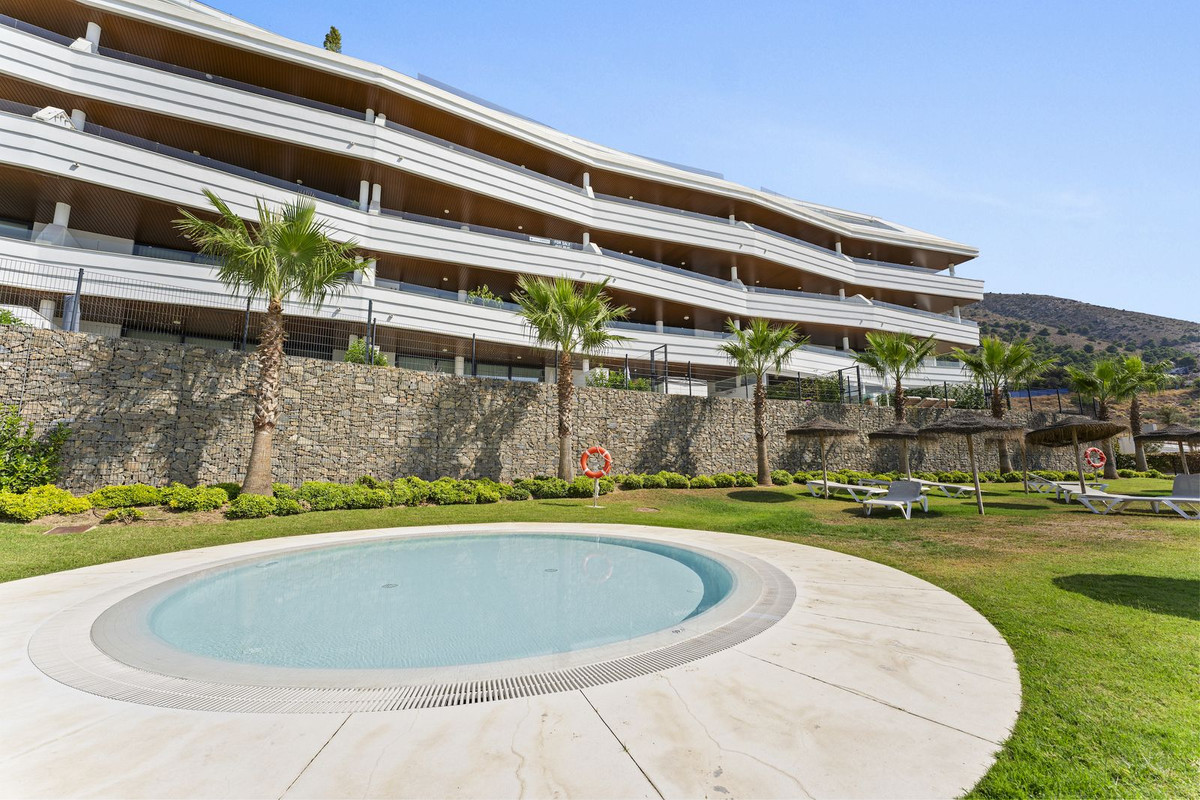 Appartement te koop in Higueron | 2 slaapkamers H5131534