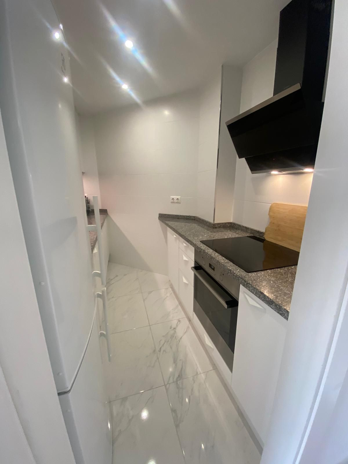 Appartement te koop in Higueron | 2 slaapkamers H5132248