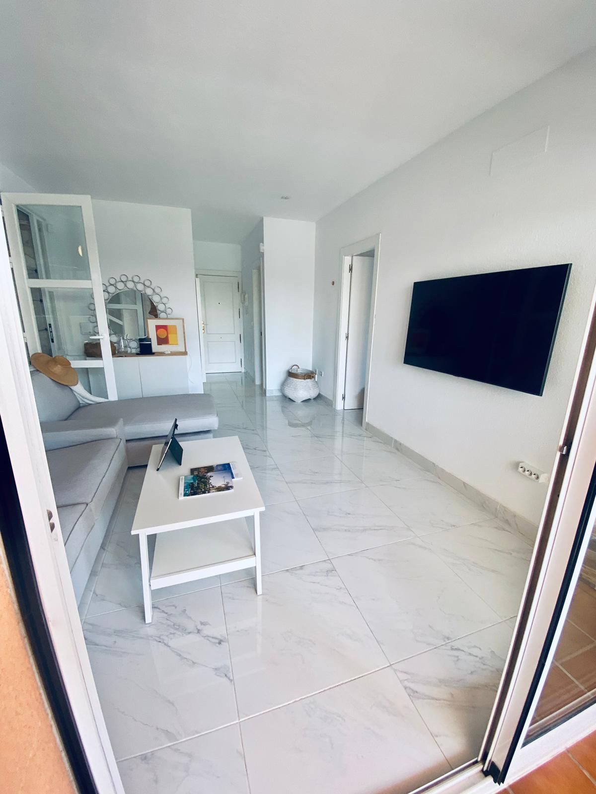 Appartement te koop in Higueron | 2 slaapkamers H5132248