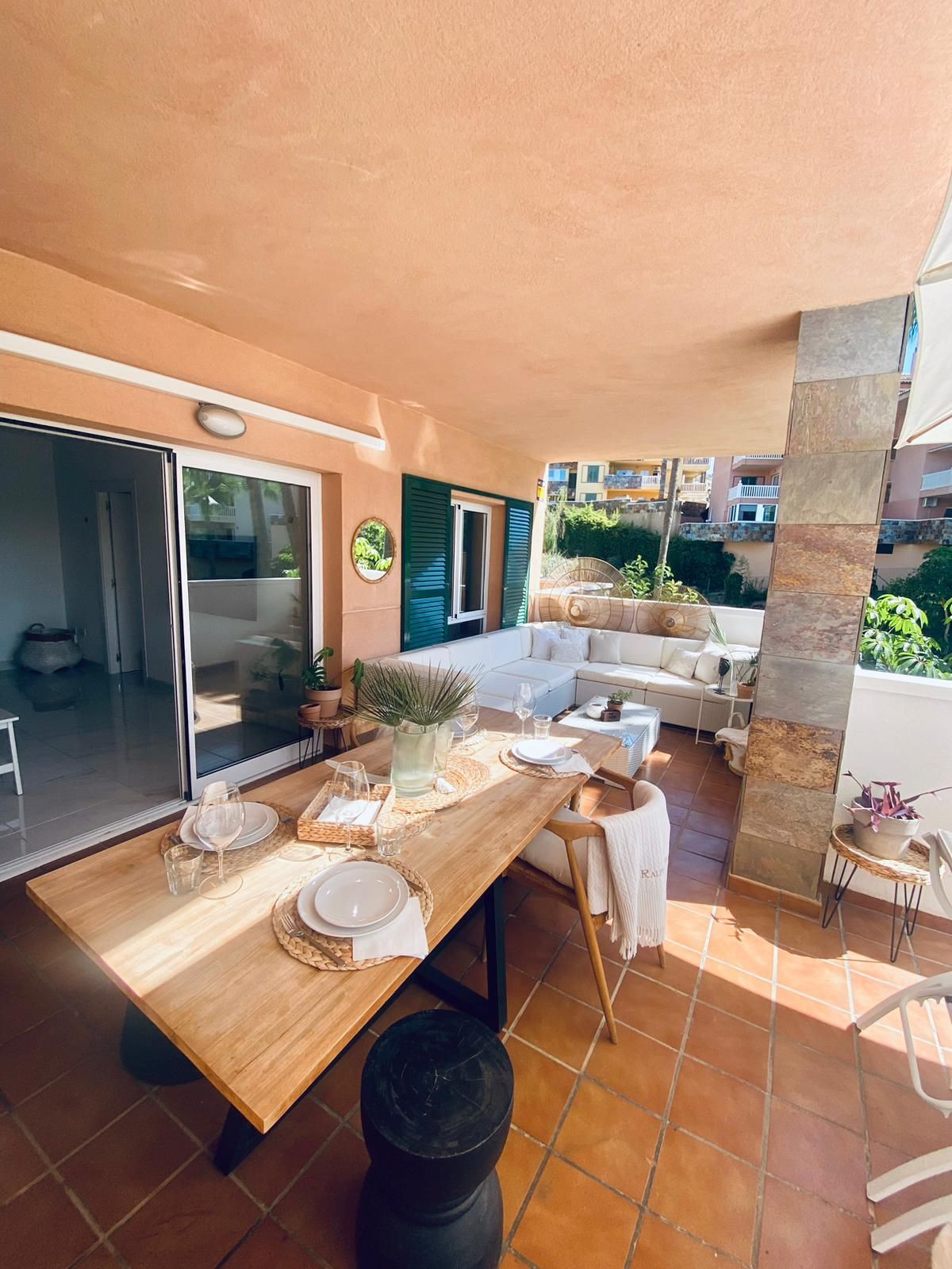 Appartement te koop in Higueron | 2 slaapkamers H5132248