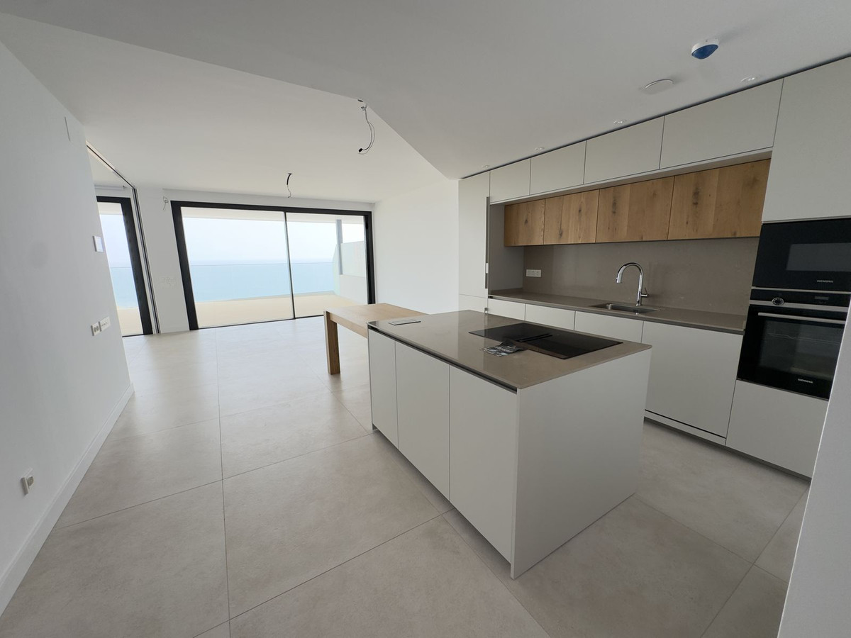 Appartement te koop in Higueron | 2 slaapkamers H5158216