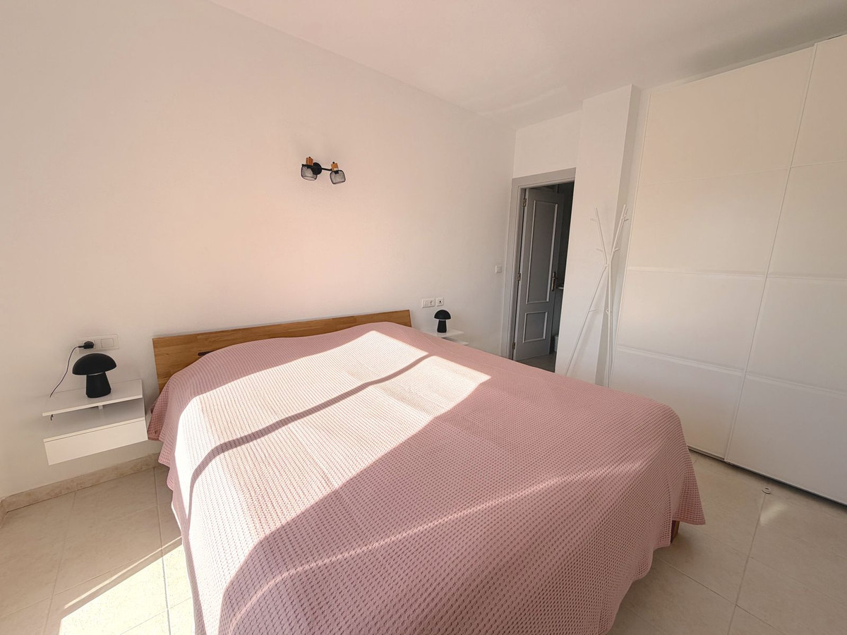 Appartement te koop in Higueron | 2 slaapkamers H5249311