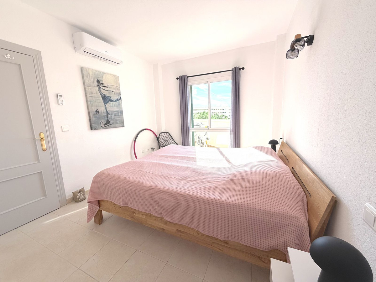 Appartement te koop in Higueron | 2 slaapkamers H5249311