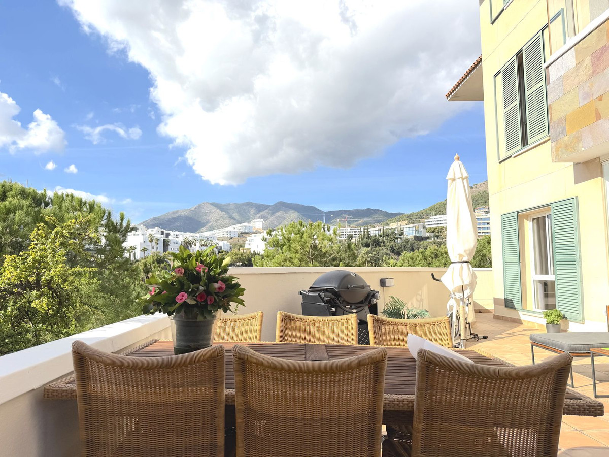 Appartement te koop in Higueron | 2 slaapkamers H5249311