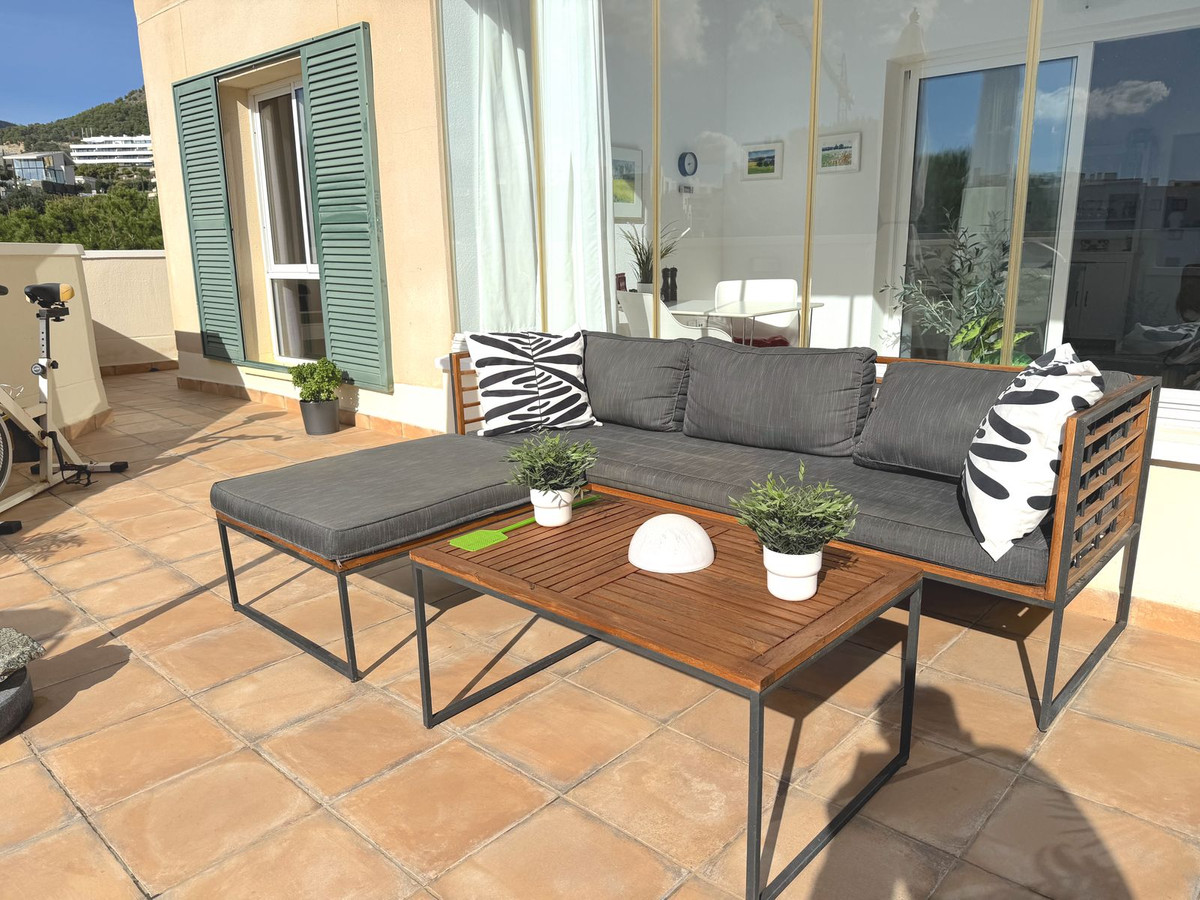 Appartement te koop in Higueron | 2 slaapkamers H5249311