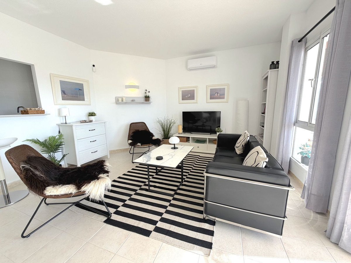 Appartement te koop in Higueron | 2 slaapkamers H5249311