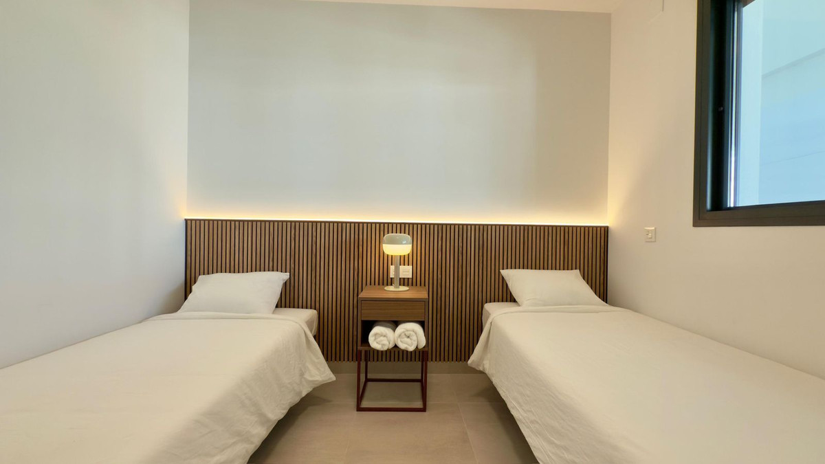 Appartement te koop in Higueron | 2 slaapkamers H5253997