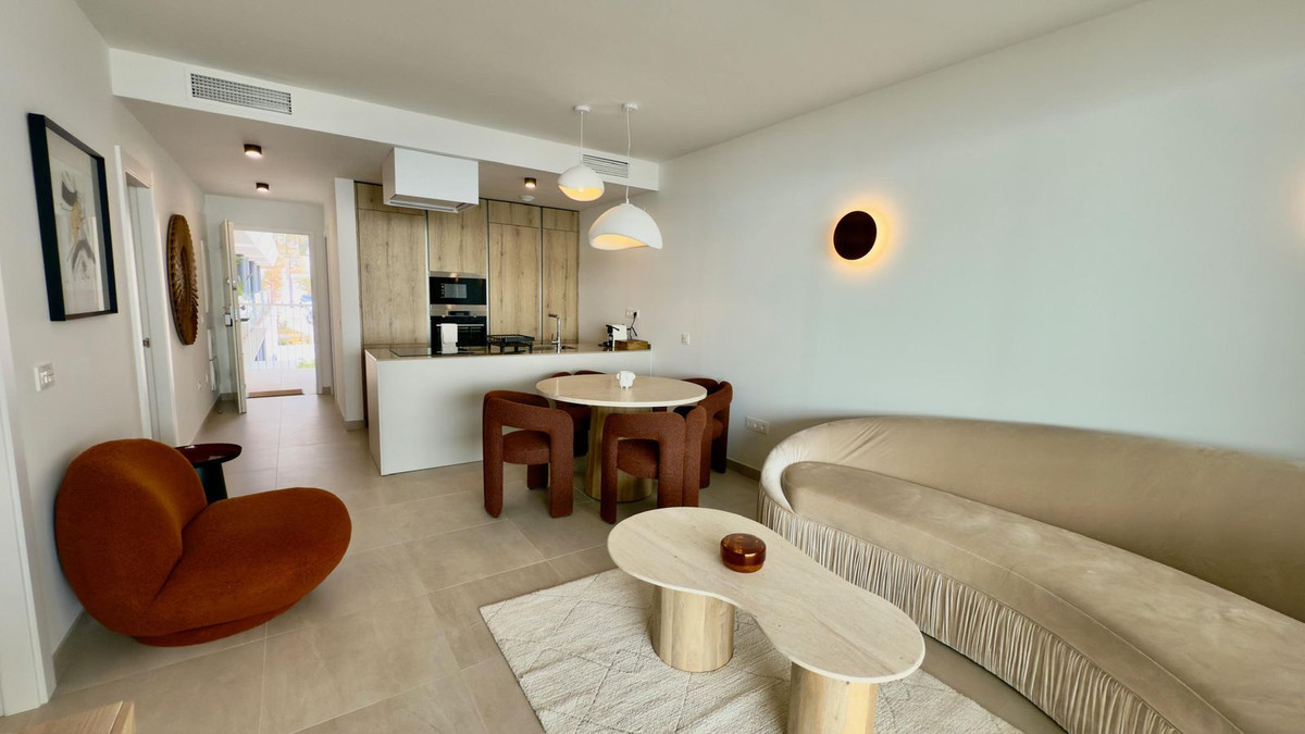 Appartement te koop in Higueron | 2 slaapkamers H5253997