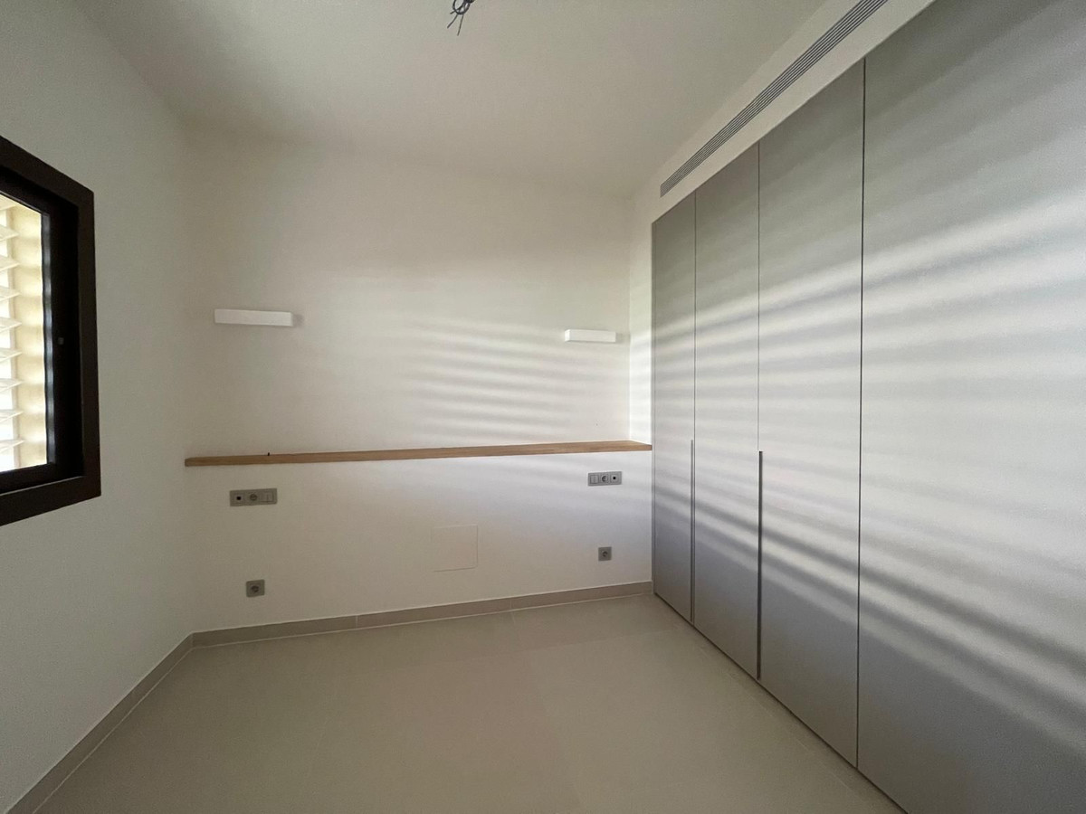 Appartement te koop in Higueron | 2 slaapkamers H5256799