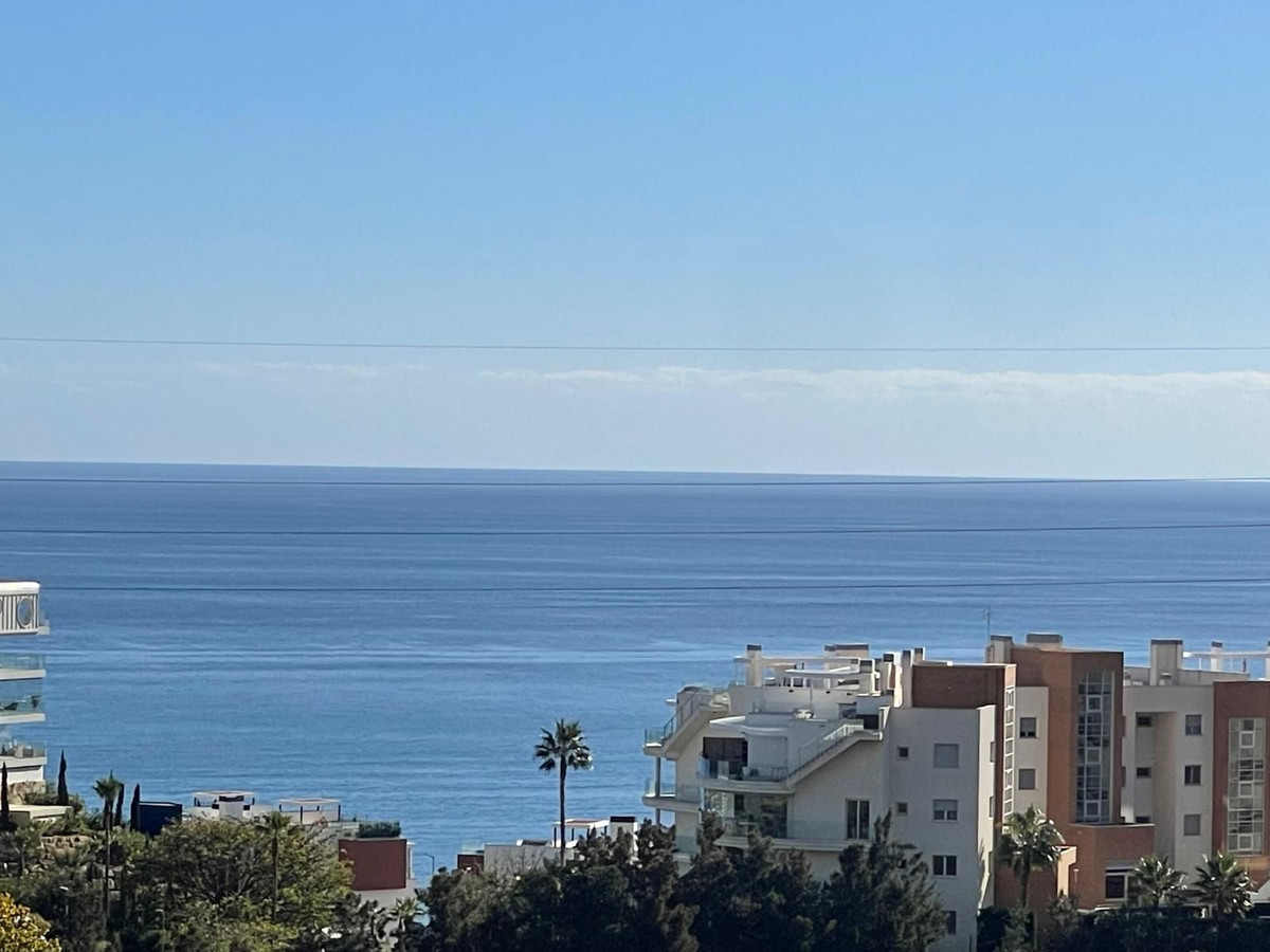 Appartement te koop in Higueron | 2 slaapkamers H5256799