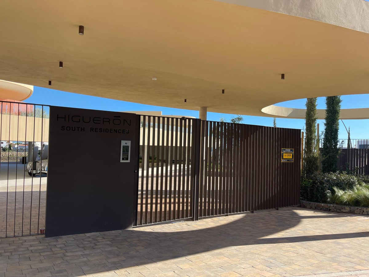 Appartement te koop in Higueron | 2 slaapkamers H5256799