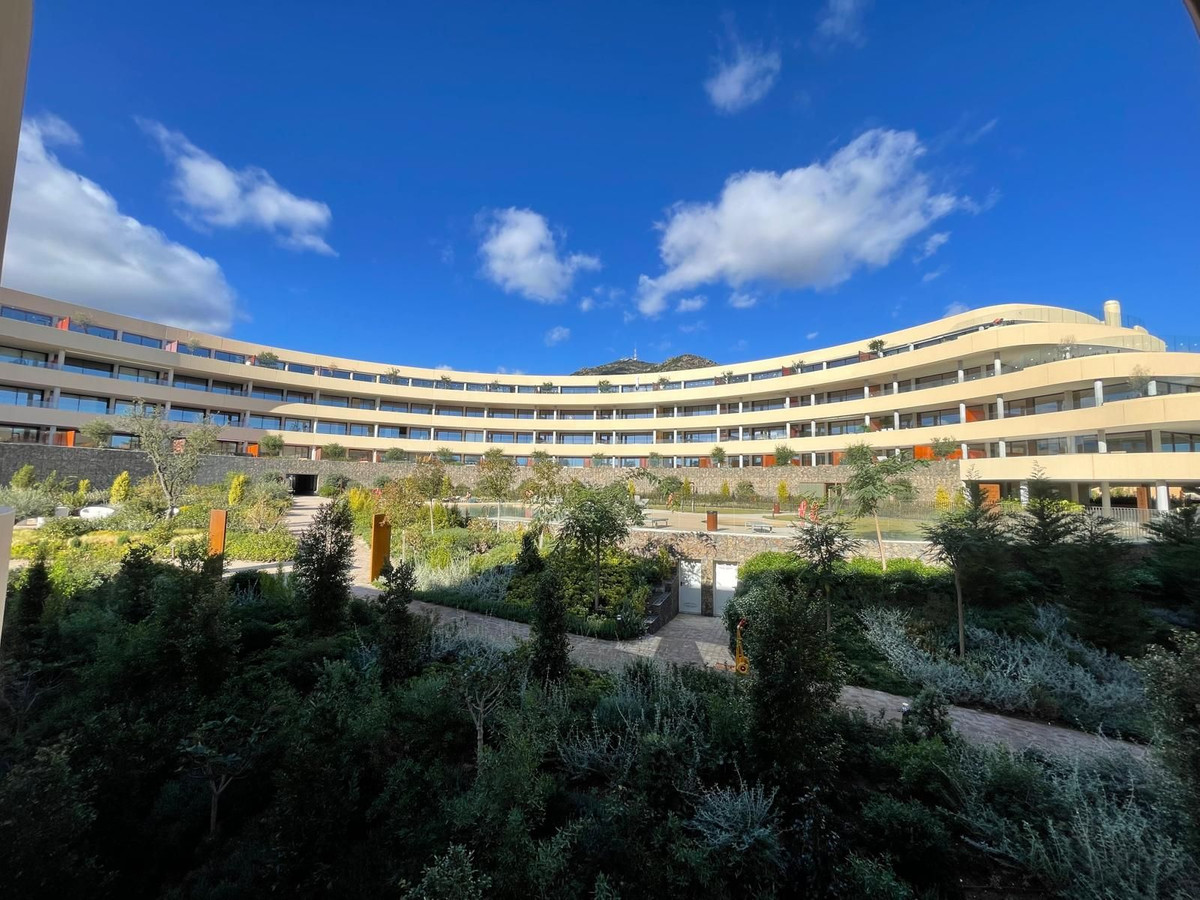 Appartement te koop in Higueron | 2 slaapkamers H5256799