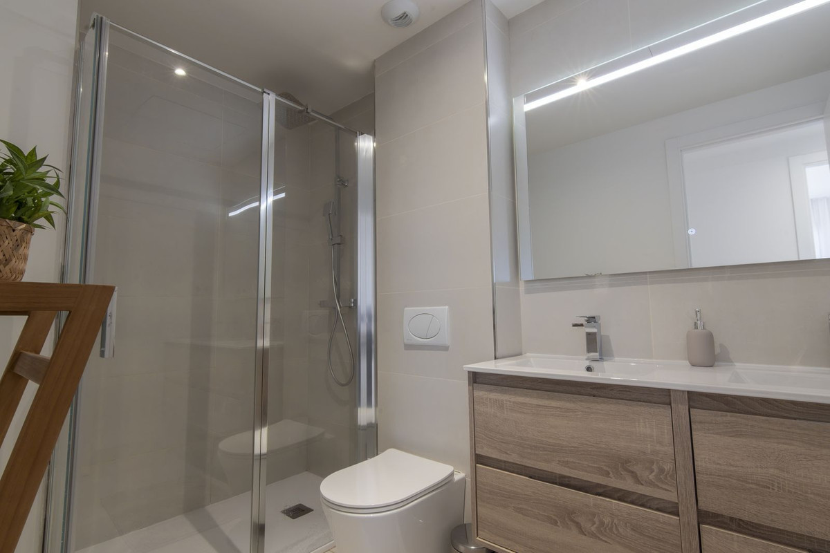 Appartement te koop in Higueron | 4 slaapkamers H5306098