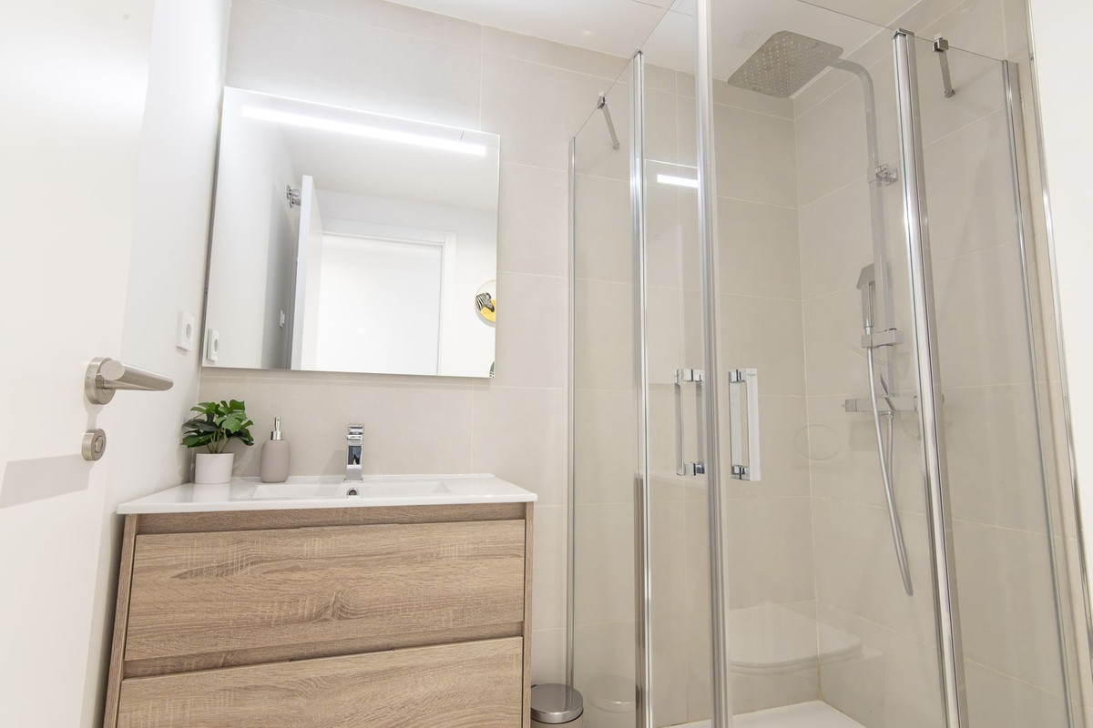 Appartement te koop in Higueron | 4 slaapkamers H5306098