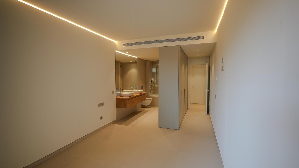 Appartement te koop in Higueron | 2 slaapkamers H5336446